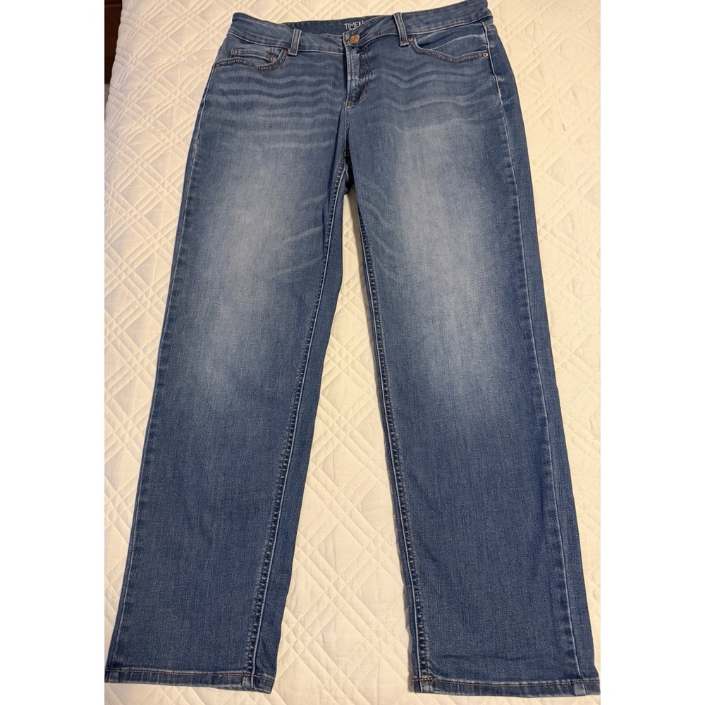 Time And Tru Straight Jeans Size 14 Stretch 28" Inseam And Rise Is 10"